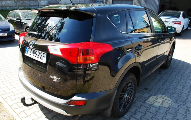 Toyota RAV4 cena 87820 przebieg: 98000, rok produkcji 2015 z Bobolice małe 781